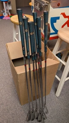 Ben Hogan Magnum Iron Set 4-9+E Wedge RH Apex 3 R Flex Steel Shafts - Nice Cond - Image 1 of 4