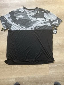 Camiseta Nike Adulto XXL Camuflada Dri-Fit Manga Corta Para Hombre Verde - Imagen 1 de 4