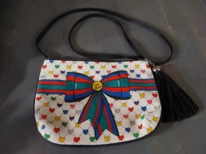 Bolso Bandolera Brighton TC Love & Joy Corazón y Arco con Borla 10x7.5 - Imagen 1 de 5