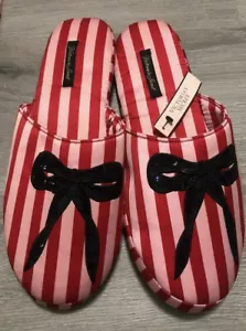 Victoria's Secret Medium Slippers Signature Satin Pink & Red Sequin Bow New - Picture 1 of 3