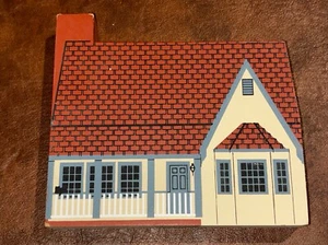 The Cat's Meow Village 1988 Chesapeake VA Burton Lancaster House Shelf Sitter - Picture 1 of 16