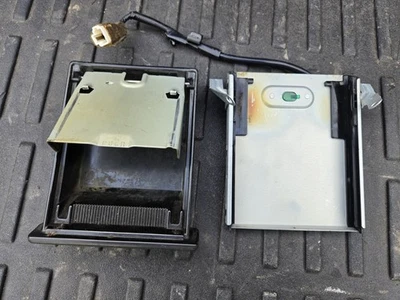 Cenicero de tablero Toyota Land Cruiser 1995-1997 FZJ80 bandeja de cenizas con cajón deslizable  Foto 1 de 4