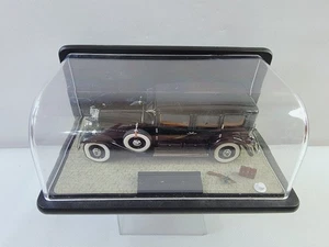 Franklin Mint Al Capone's 1930 V-16 Armored Cadillac Imperial Sedan 1:24 Model - Picture 1 of 24