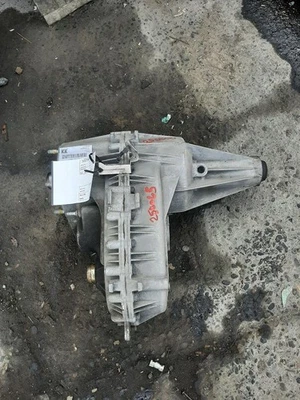 Caja de transferencia Cadillac Escalade 2007-2014 ESV 4x4 Opt NR3 24246762 Foto 1 de 4