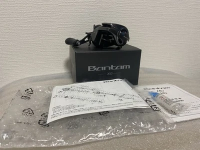 Shimano Bantam 22 XG Right Handle Baitcasting Reel 968288 - Image 1 of 4