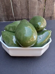 Majolika Obstschale italienisch mit 5 Avocados Lebensgröße, gestempelt Made in Italy - Bild 1 von 6