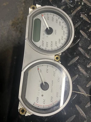 Harley-Davidson Street Glide 2014-2018 velocímetro Speedo Gauge 70900124A Foto 1 de 2