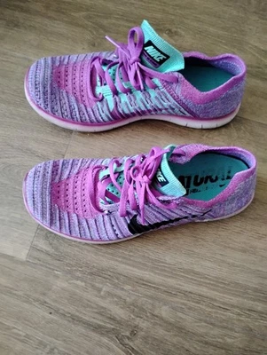 NIKE Free RN Flyknit Púrpura Fucsia Turca Zapatos para Correr Jóvenes Niñas Talla 5Y Foto 1 de 4