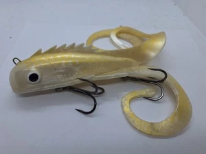 13" Chaos Tackle Show Custom Regular Medussa Vanilla Ice Jerkbait Musky Lure - Picture 1 of 1