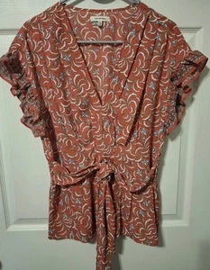 Max Studio Floral Waist Tie Blouse SZ L Top V-neck Short Sleeves Ruffle Trim - Picture 1 of 4
