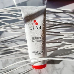 3LAB Perfect Hand Cream 1.7oz 50ml Anti-Aging Hydrating NEW In Box - Picture 1 of 1
