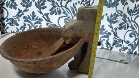 Vintage Reclaimed Rustic Farm Galvanised Cast Steel Cattle Water Feeder/Trough Cover