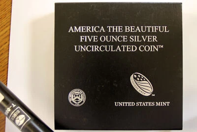 2017-P Effigy Mounds America the Beautiful Five Oz Silver Uncirculated (NUM4367) - Image 1 of 4