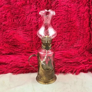 Petroleum Tisch Öllampe mit Kamin und Messing Klarglas - Bild 1 von 6