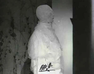 Doctor Who Autograph: ADRIAN GIBBS (Logopolis) Signed Photo - Picture 1 of 1