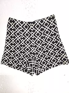 Zara Basic Shorts Womens XS Black White Geometric Pattern Side Zip - Picture 1 of 13