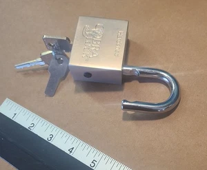 Cobra padlock with Medeco M3 lock cylinder & 1 working key - New - Picture 1 of 11