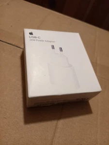 20W USB-C Power Adapter EU Plug Fast Charger for iPhone iPad Apple Watch etc - Picture 1 of 6