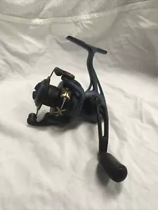 Quantum Smoke X 30 Spinning Reel - Picture 1 of 7
