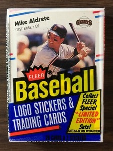 1988 FLEER Cello MIKE ALDRETE on Top JIMMY JONES on Back D4020127