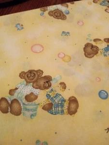 Vintage 80er Baby Junge Stoff Bären Blasen rosa gelb blau BTY - Bild 1 von 1