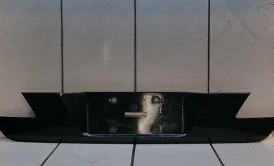 BMW 750i E65/E66 2008 panel de acabado de tapa de maletero trasero - zafiro negro (475) Foto 1 de 4