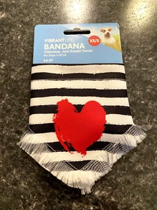 Vibrant Life Dog Bandana Stripes And Heart Design XS-Small XS NWT - Picture 1 of 4
