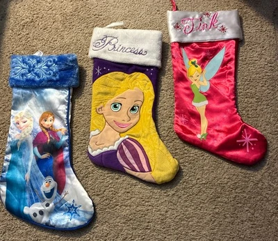 3 Medias de Navidad Disney: Campanilla, Frozen, Anna y Elsa, Princesa Rapunzel Foto 1 de 4