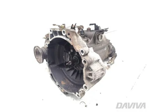 VW Golf 5-Gang-Schaltgetriebe 1.6 Benzin 74kW (100 HP) ERT 2003 Fließheck 4/5dr - Picture 1 of 11