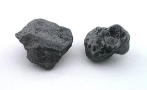 23,83 Gramm Gesamtgewicht zwei 1 Zoll Meteoriten Kristall Exemplare NanTan China M5 - Bild 1 von 3