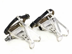 Campagnolo Grade Unknown Aero Pedals With Toe Clip, Dust Cap Missing, Shaft Shan - Picture 1 of 9