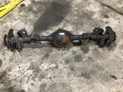 2007 GMC YUKON XL 1500 REAR AXLE BEAM DIFFERENTIAL HOUSING SHAFT HUB BEARING OEM - Image 1 of 4