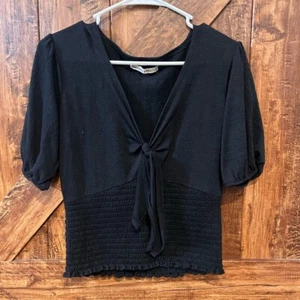 Abercrombie and fitch Womens black front tie puff sleeve top size small EUC - Picture 1 of 5