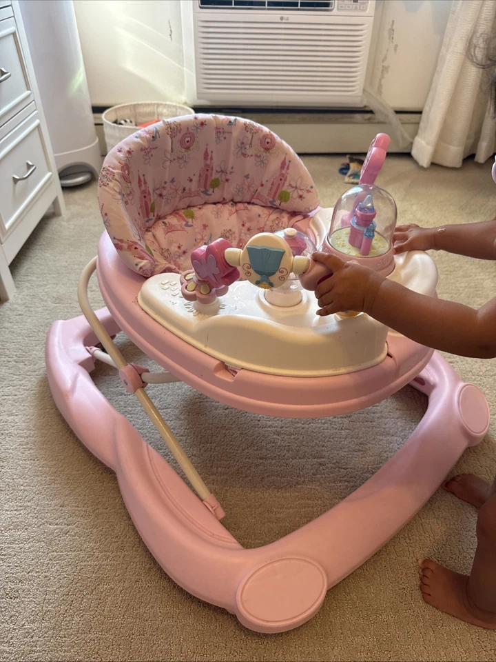 NUEVO Andador Bebé Disney Rosa Foto 1 de 2