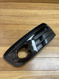 2013-2016 Audi Q5 LEFT FOGLIGHT GRILLE COVER 8R0807681M OEM *NOTE* - Picture 1 of 14