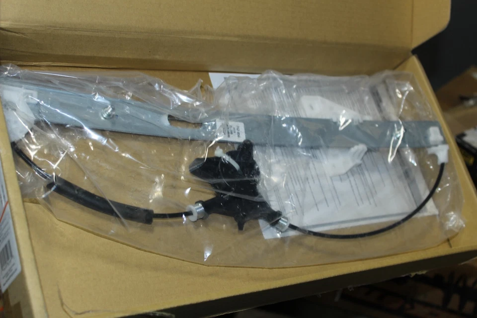 Regulador de ventana Dorman 752-856 para 07-15 Mazda CX-9 Foto 1 de 3