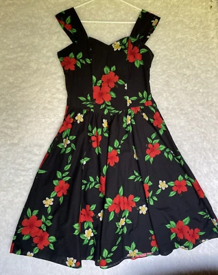 Vintage Dress Royal Creations Small Medium Hawaiian Aloha Floral Fit & Flare - Image 1 of 4