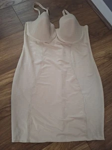 M&S Bra Body Shaper Underwired Bra Cup 38C VGC - Picture 1 of 6
