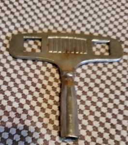 VINTAGE CLOCK WINDING KEY SQUARE HOLE T - WRENCH Chrome Plated - Picture 1 of 7