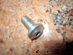 DUCATI OEM special exhaust mounting bolt 748 916 996 998 - Bild 1 von 1