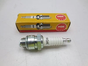 Bujía NGK B8S (3810) - Imagen 1 de 4