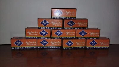 VINTAGE AGFA GEVAERT   ISOPAN   ISS  127    FILM   UNUSED 1974 SPECIAL - Image 1 of 4