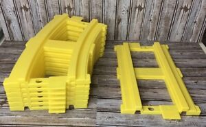 Peg Pergo Train Tracks Lot of 6 Curved And 1 Straight for Ride-On Santa Fe