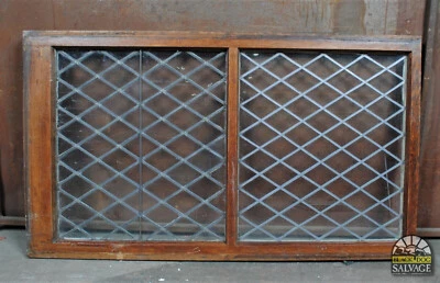 Janela de vidro com chumbo em faixa de carvalho, 28" x 49", 1900s New Jersey Estate Salvage - Imagem 1 de 4