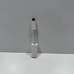 Apple Thunderbolt to Gigabit Ethernet Adapter Model A1433 EMC2590 - Picture 1 of 9
