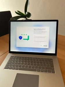 Microsoft Surface Laptop 3, 15" Touch Screen, AMD 3580U, RAM 8 GB, SSD 128 GB - Foto 1 di 9