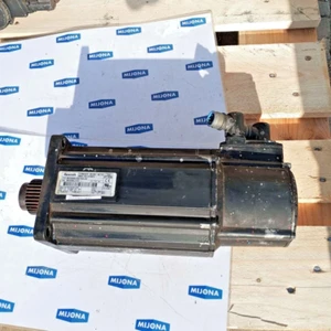 Servomotor REXROTH INDRAMAT MHD090B 058 PG0 UN MOTOR IMÁN PERMANENTE - Imagen 1 de 11
