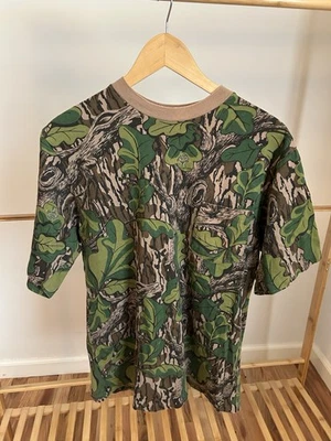 Mossy Oak Short Sleeve Shirt Men’s Lg Full Foliage Hunting Green Leaf Camo 90s - Image 1 of 4