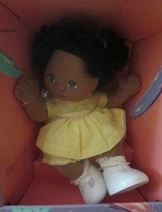 RARA BAMBOLA AFROAMERICANA MATTEL MY CHILD con VESTITO ANATRA 1985 NUOVA IN SCATOLA - Foto 1 di 3