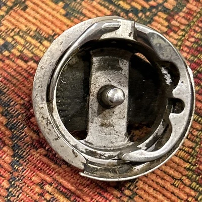 Genuine OEM Singer Rotary Hook #239780 For Sewing Machine USED Needs Cleaned - Image 1 of 4